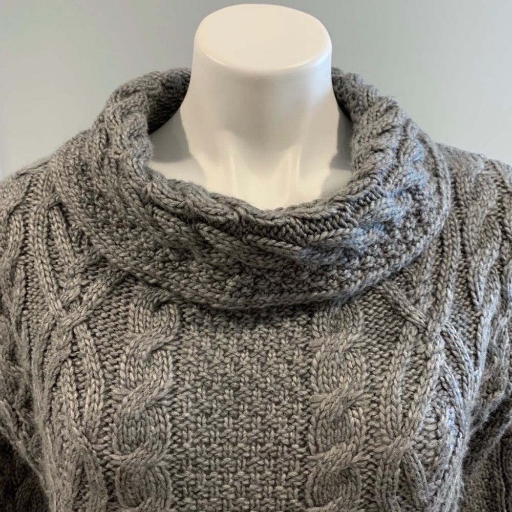 Zara Chunky Cowl Neck Heavy Knit Gray Cabled Sweater - Size Small - Picture 5 of 9